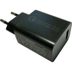XTAR QC3WA USB charger QC 3.0, 18 W adapter polnilnik XTAR QC3WA USB charger QC 3.0, 18 W adapter polnilnik