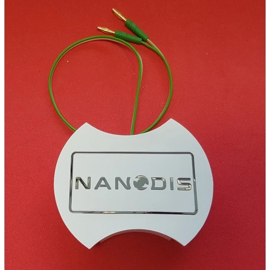 Universal electrode holder on 250 ml laboratory beaker Universal electrode holder with 8 mm electrodes installed