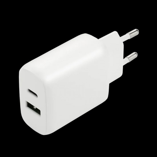 Fast charging smartphone with USB-C PD charger everActive SC-370Q fast USB charger QC3.0 USB-C PD 25W